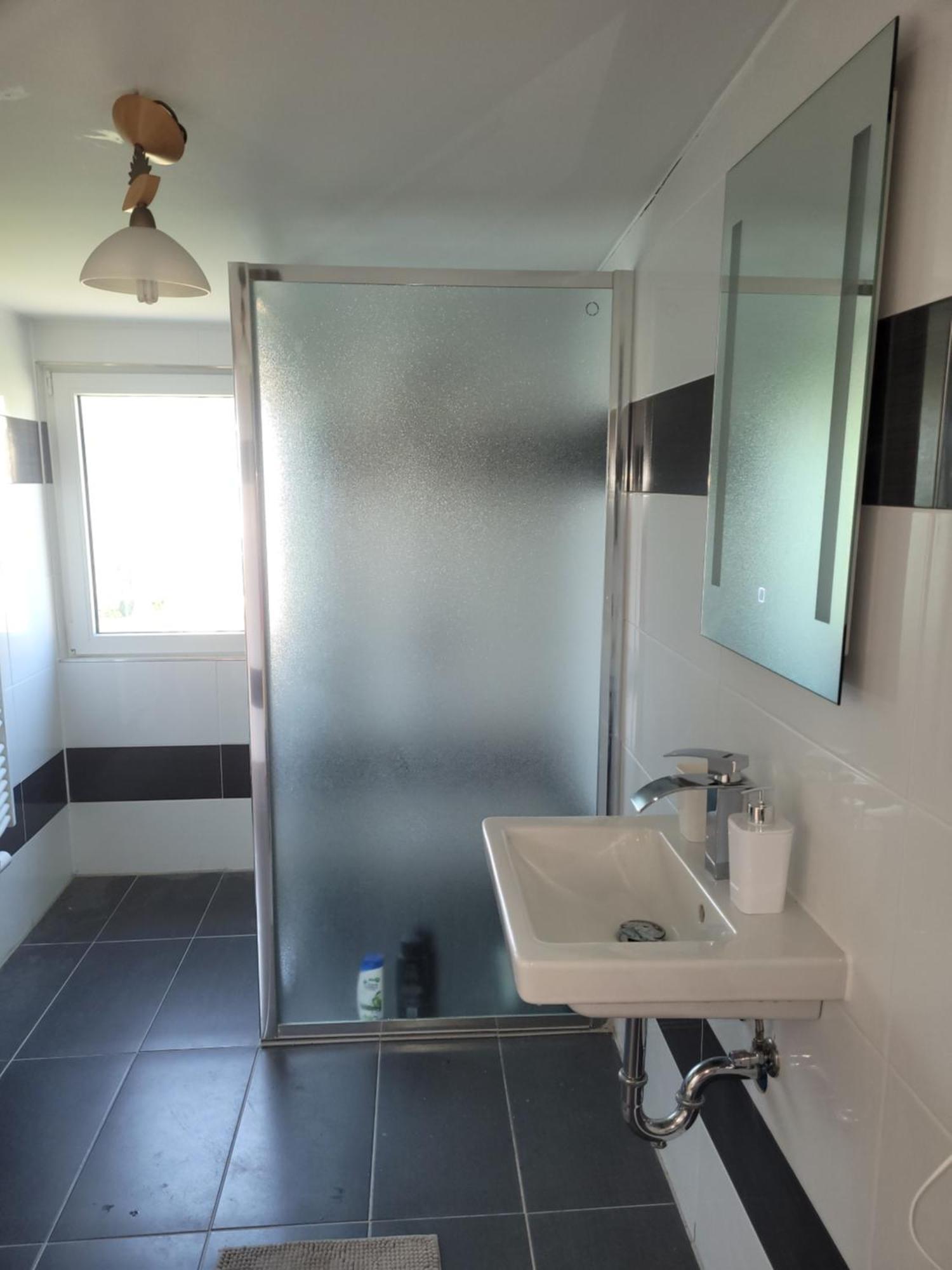 Homestay Pieschen Hertz _toller Preis *